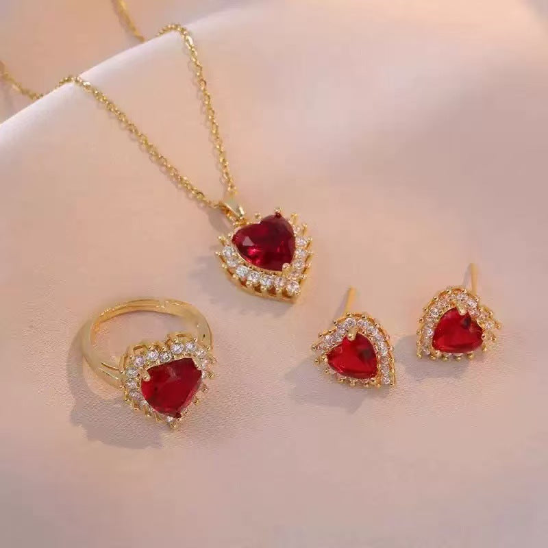 Fashion Micro-inlaid Pendant Ruby Heart Necklace