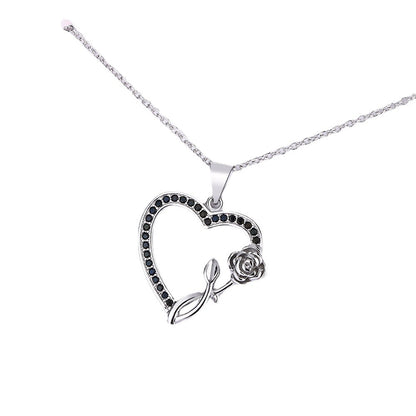 Black And White Full-diamond Heart Pendant With A Diamond-encrusted Heart Necklace Set