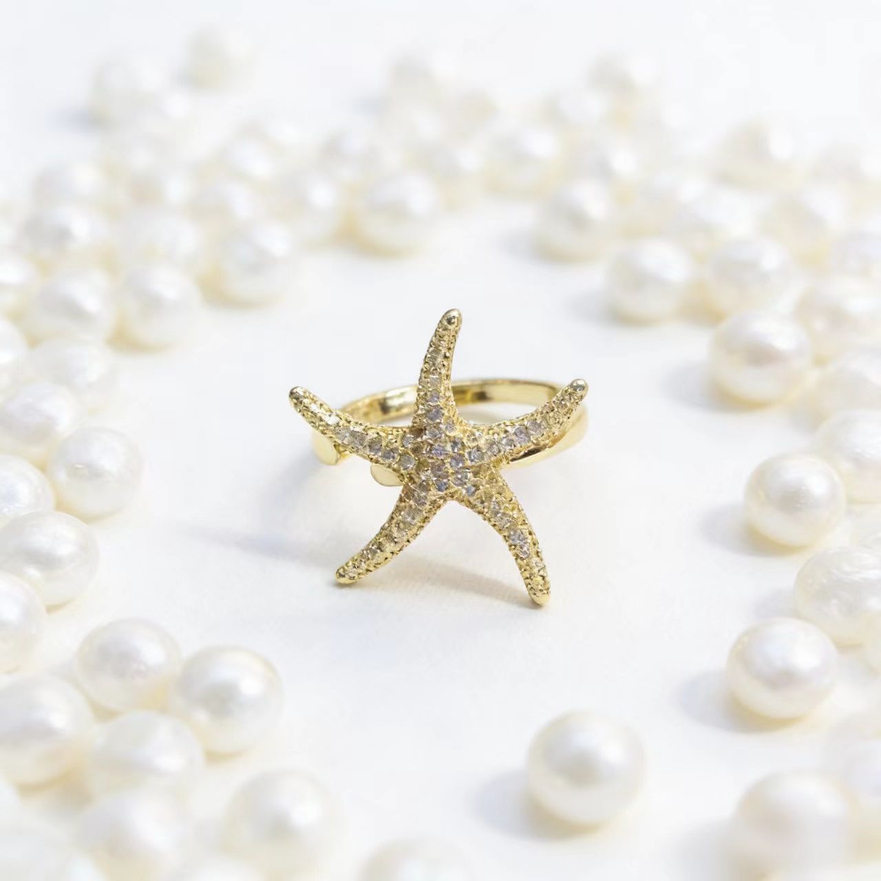 Stylish Resort-style Starfish Ring